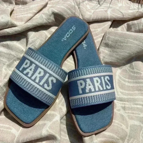 Paris Sandal - Picture 1 of 1